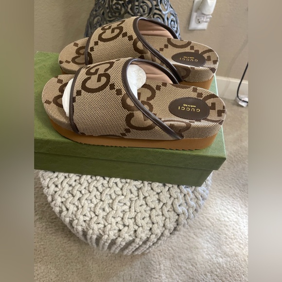 Gucci Jumbo GG Canvas Slides Size 41 - Picture 3 of 5